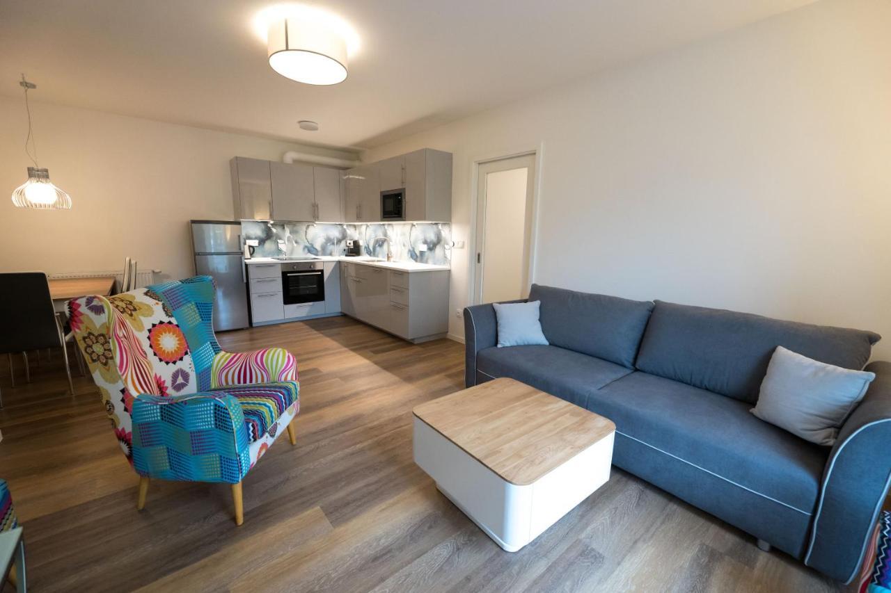 Bein Apartment With Parking Brno Buitenkant foto