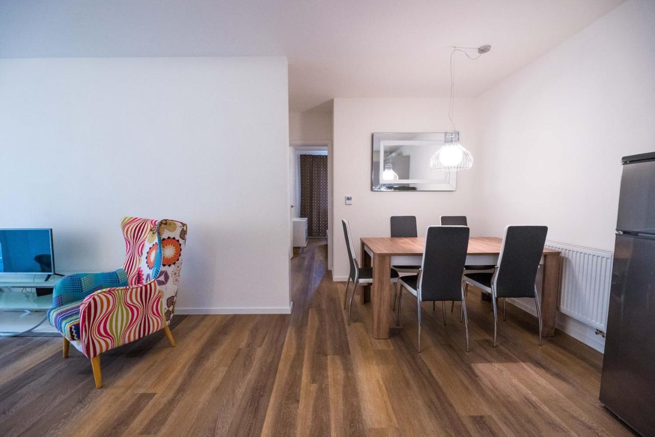 Bein Apartment With Parking Brno Buitenkant foto