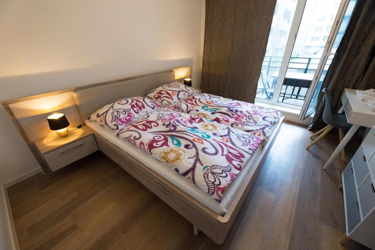 Bein Apartment With Parking Brno Buitenkant foto