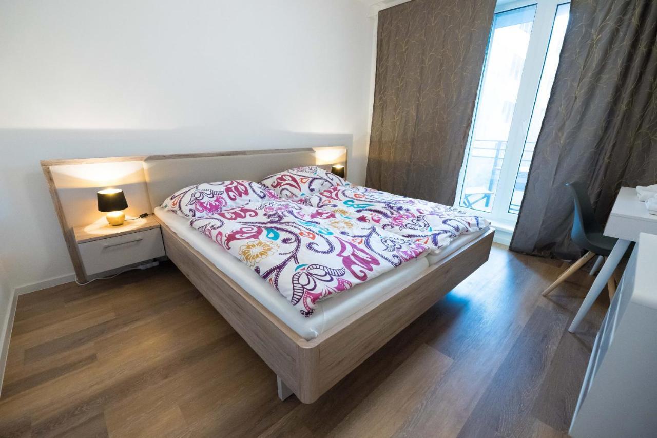 Bein Apartment With Parking Brno Buitenkant foto